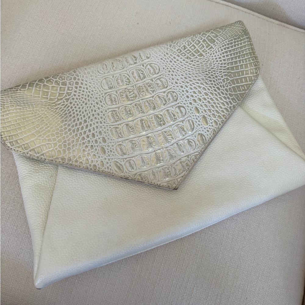 Bebe White/Silver Textured Leather Clutch
